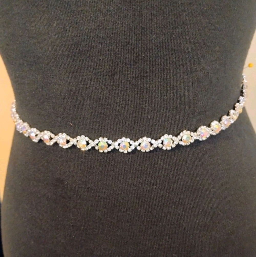 Rhinestone Crystal  - Sparkling Silver 16 Long /1/2 inches Tiny Ruban Can Be Add